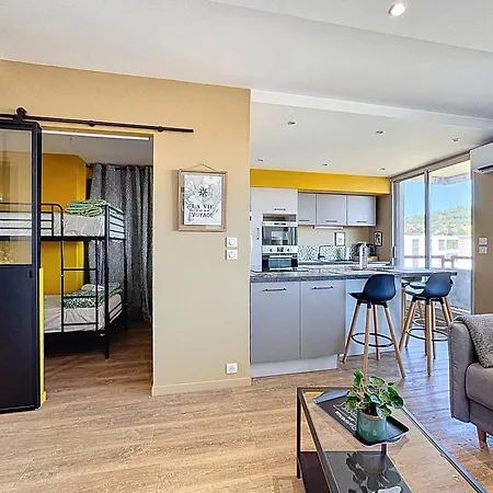 Vue , Clim , Garage Prive 6 Pers Clf-fd Fontgieve * Клермон-Ферран